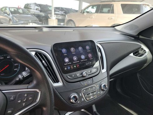 Used 2024 Chevrolet Malibu LT FWD image 24