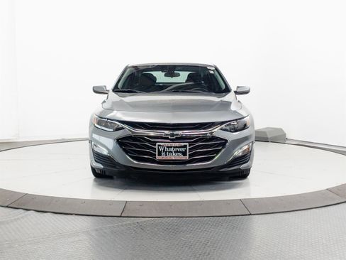 Used 2024 Chevrolet Malibu LS FWD image 2
