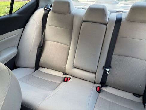 Used 2025 Nissan Altima 2.5 SV FWD image 34
