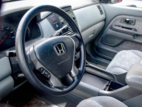 Used 2004 Honda Pilot EX image 22
