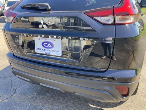 Used 2025 Mitsubishi Eclipse Cross ES AWD/4WD image 11