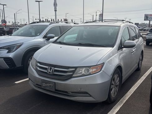 Used 2015 Honda Odyssey EX-L image 3