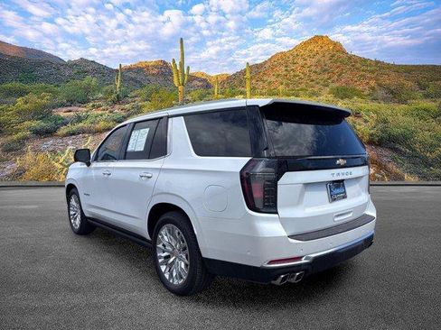 Used 2025 Chevrolet Tahoe High Country AWD/4WD image 7