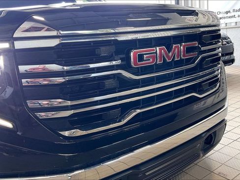 Used 2025 GMC Sierra 1500 SLT RWD image 26