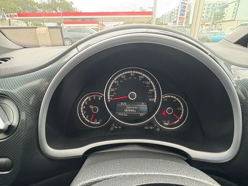 Used 2013 Volkswagen Beetle Turbo image 20