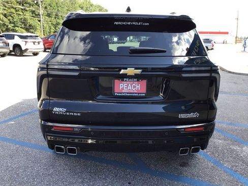 New 2026 Chevrolet Traverse High Country image 5