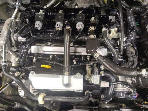 Used 2025 Nissan Versa SR w/ Trunk Package FWD image 30