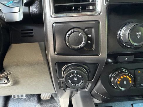 Used 2016 Ford F150 XLT w/ Equipment Group 302A Luxury AWD/4WD image 24
