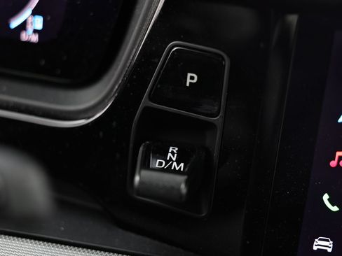 Used 2024 Porsche Cayenne AWD/4WD image 39