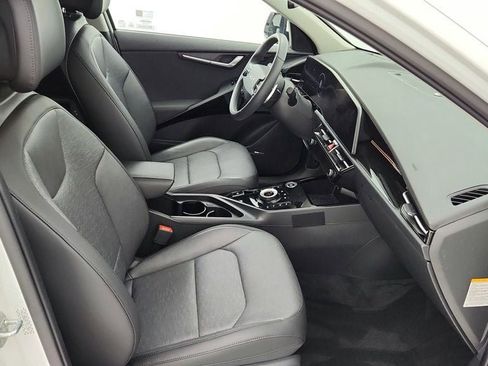 Used 2024 Kia Niro Wave w/ Wave Preserve Package image 23