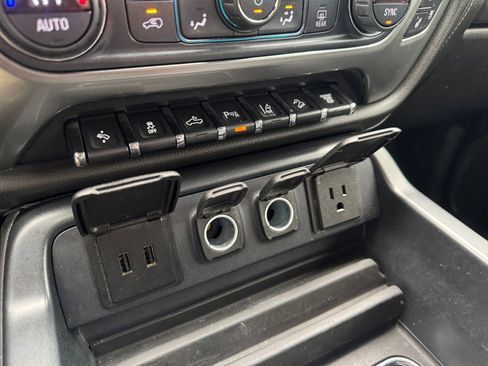 Used 2018 Chevrolet Silverado 2500 LTZ w/ Duramax Plus Package image 25