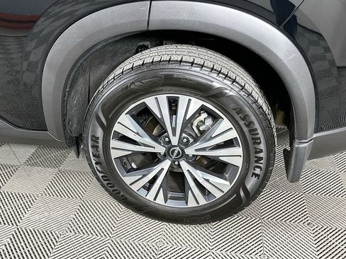 Certified 2023 Nissan Rogue SV w/ SV Premium Package image 41