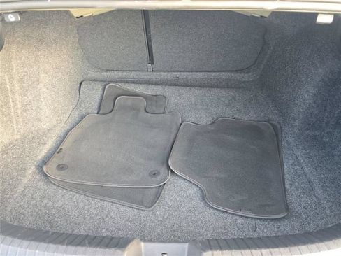 Used 2025 Volkswagen Jetta SE FWD image 26