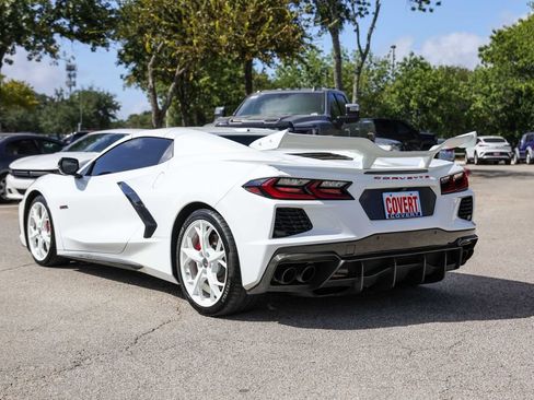 Used 2021 Chevrolet Corvette Stingray Premium Conv w/ Z51 Performance Package RWD image 3