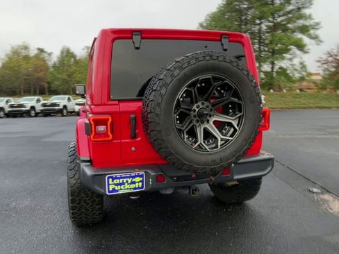 Used 2020 Jeep Wrangler Unlimited Sahara image 7