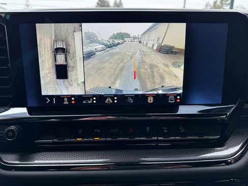 Used 2024 Chevrolet Silverado 2500 ZR2 w/ ZR2 Bison Edition image 32