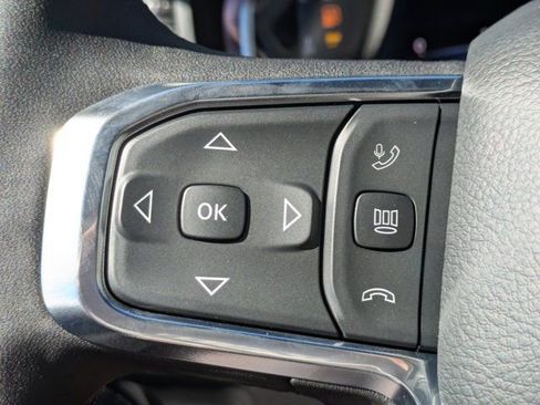 New 2026 RAM 2500 Laramie AWD/4WD image 21