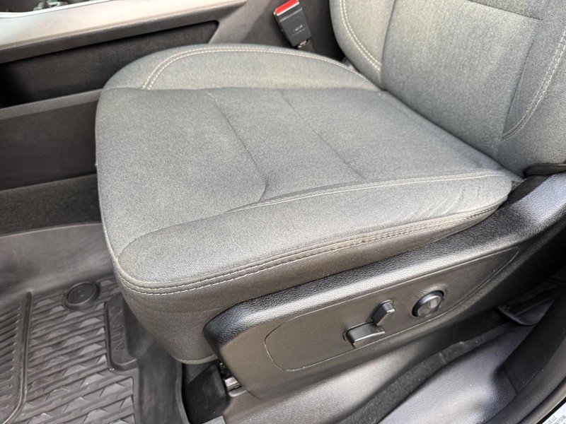 Used 2021 RAM 1500 Big Horn AWD/4WD image 17