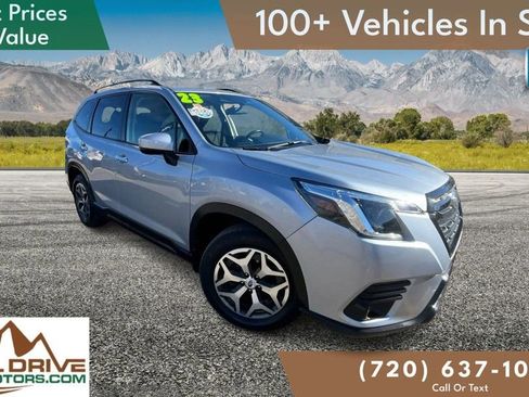 Used 2023 Subaru Forester Premium image 3