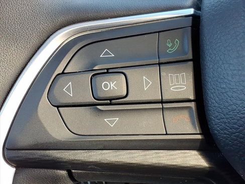 Used 2023 Jeep Grand Cherokee Altitude image 22