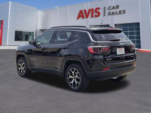 Used 2025 Jeep Compass Limited AWD/4WD image 7