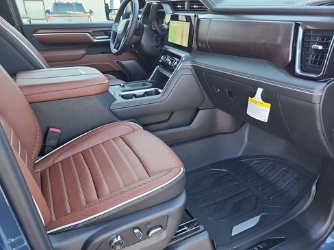 New 2025 GMC Sierra 2500 Denali Ultimate image 26