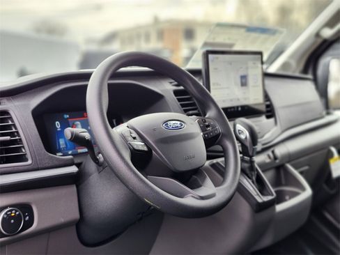 New 2026 Ford Transit 250 Med Roof LWB image 17