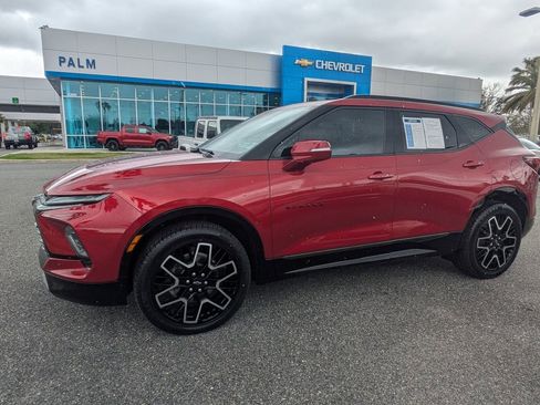 Certified 2023 Chevrolet Blazer RS w/ Driver Confidence II Package image 7