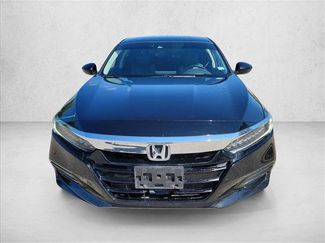 Used 2018 Honda Accord Touring video 2