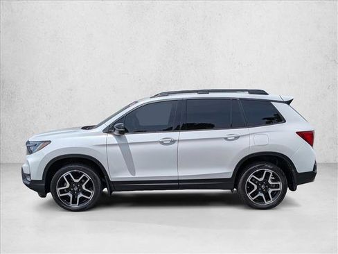 Used 2023 Honda Passport Elite image 9