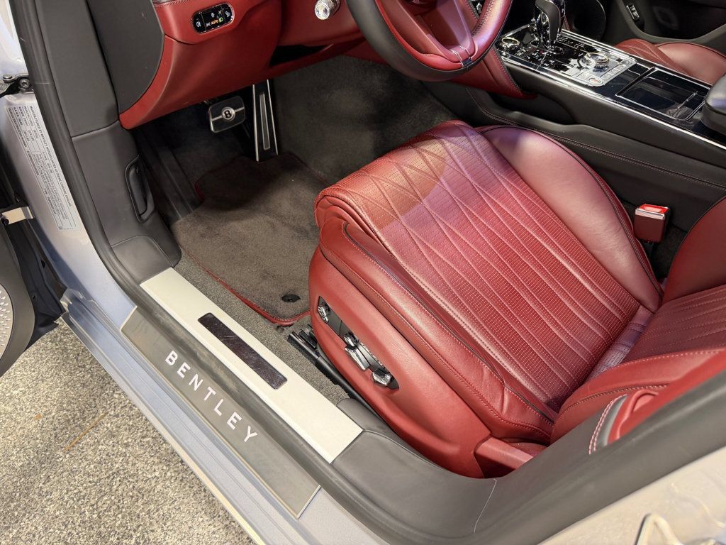 Used 2022 Bentley Flying Spur W12 AWD/4WD image 35