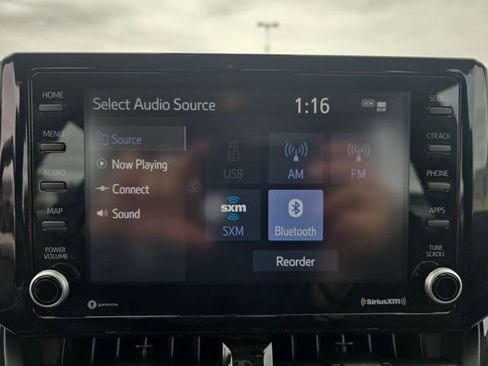 Used 2022 Toyota Corolla LE image 20