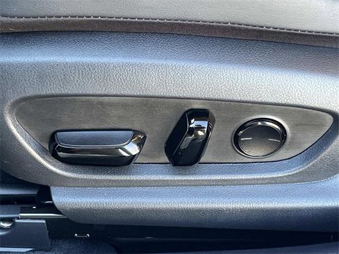 Certified 2025 Lexus ES 300h 300h image 30