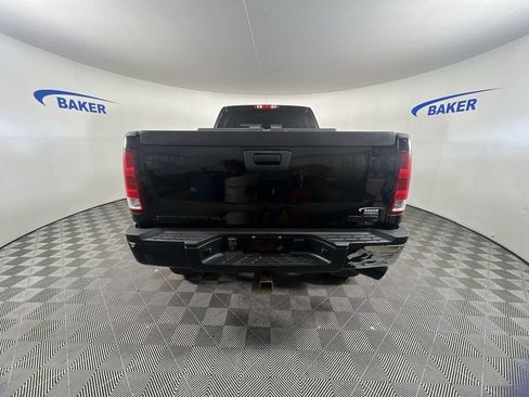 Used 2009 GMC Sierra 2500 SLE w/ Suspension Package, Off-Road AWD/4WD image 8