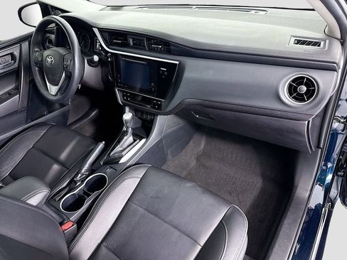 Used 2017 Toyota Corolla XLE FWD image 17