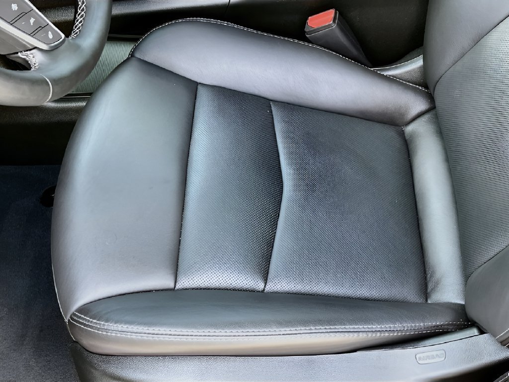 Used 2025 Cadillac XT5 Premium Luxury w/ LPO, Floor Liner Package FWD image 20