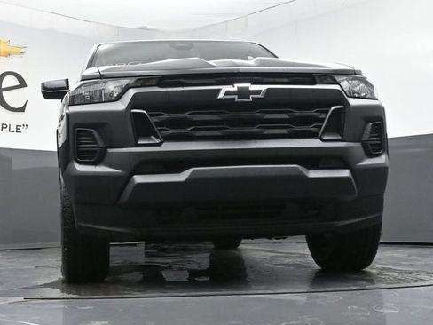 New 2026 Chevrolet Colorado W/T w/ WT Custom Package AWD/4WD image 3