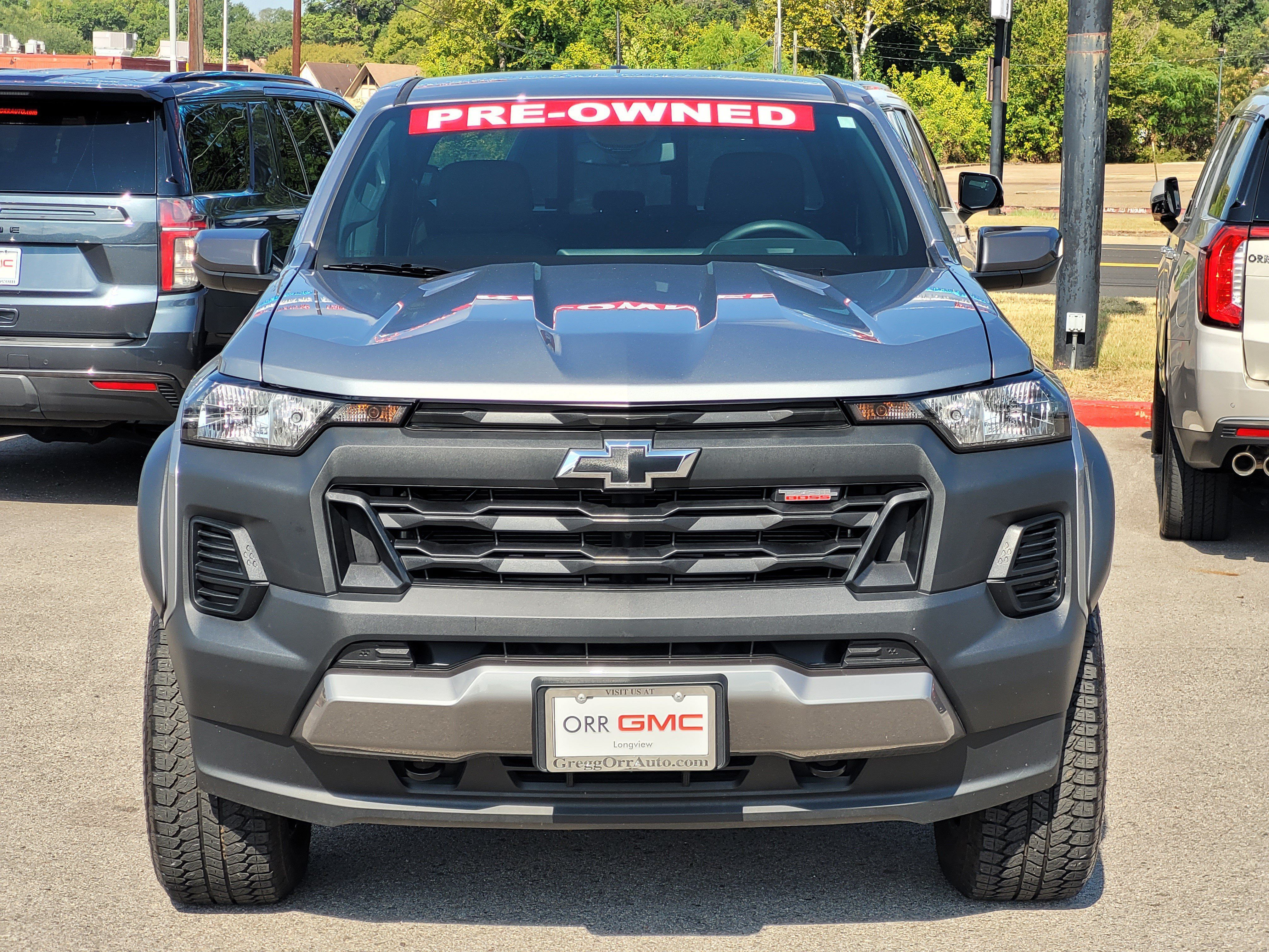 Used 2025 Chevrolet Colorado Trail Boss AWD/4WD image 2