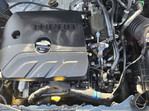 Used 2024 Buick Encore GX Preferred FWD image 24