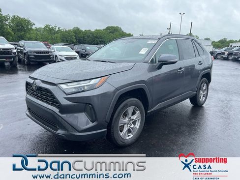 Used 2023 Toyota RAV4 XLE AWD/4WD image 1