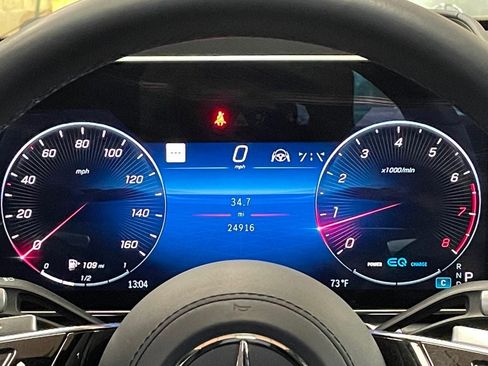 Used 2022 Mercedes-Benz S 500 4MATIC w/ AMG Line Package image 31