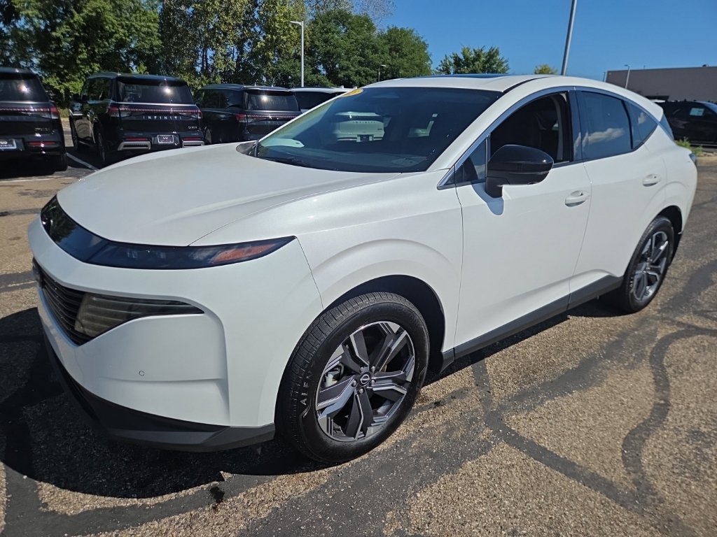 Used 2025 Nissan Murano SL w/ Cargo Package AWD/4WD image 2