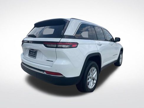 Used 2024 Jeep Grand Cherokee Laredo X RWD image 23