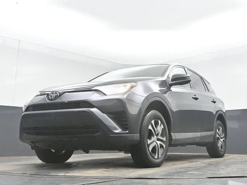 Used 2018 Toyota RAV4 LE w/ All Weather Liner Package FWD image 30
