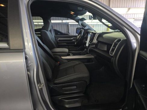 Used 2023 RAM 1500 Big Horn AWD/4WD image 7