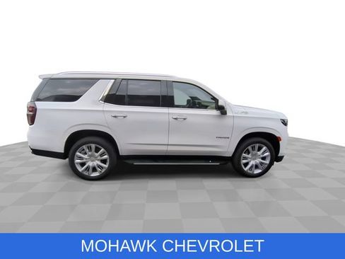 Used 2024 Chevrolet Tahoe High Country AWD/4WD image 9