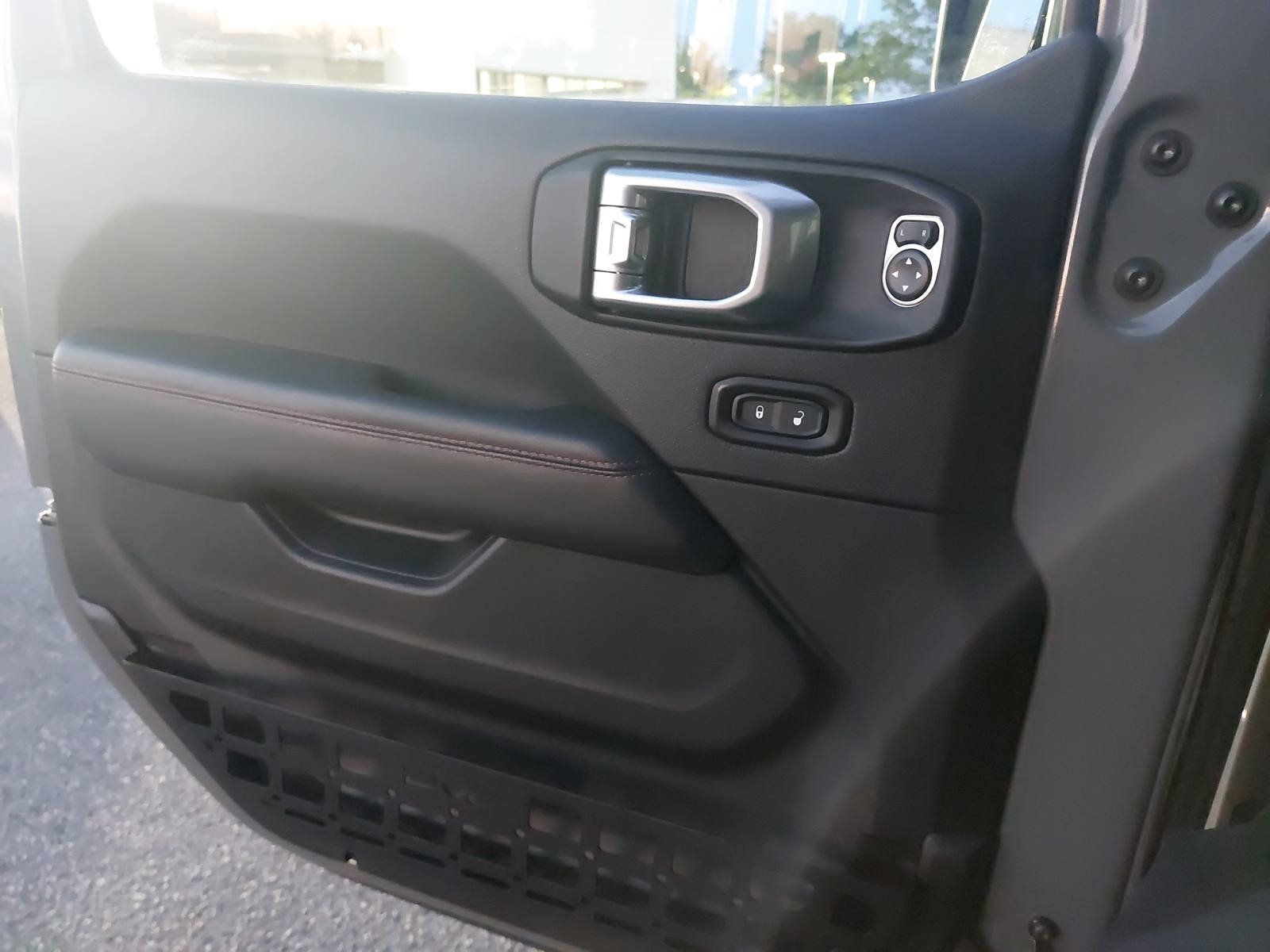 Used 2020 Jeep Wrangler Unlimited Rubicon AWD/4WD image 27