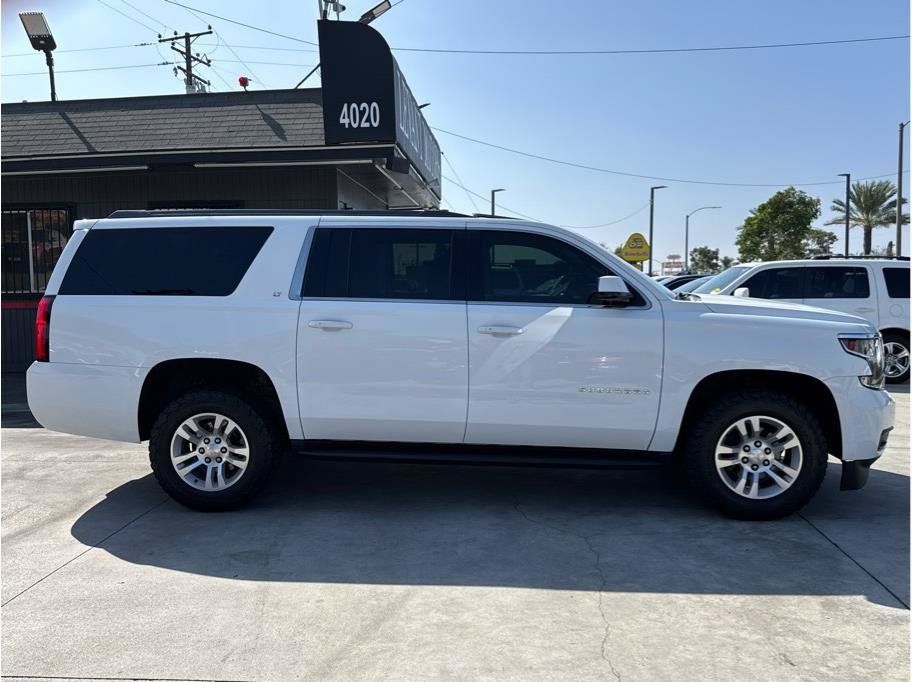 Used 2019 Chevrolet Suburban LT AWD/4WD image 8
