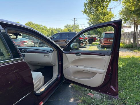 Used 2007 Buick Lucerne CX FWD image 28