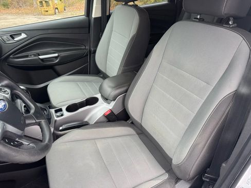 Used 2016 Ford Escape SE image 21